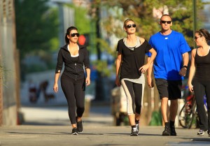 June-26-Jogging-with-Kim-Kardashian-in-Battery-Park-heidi-klum-23440123-2100-1466