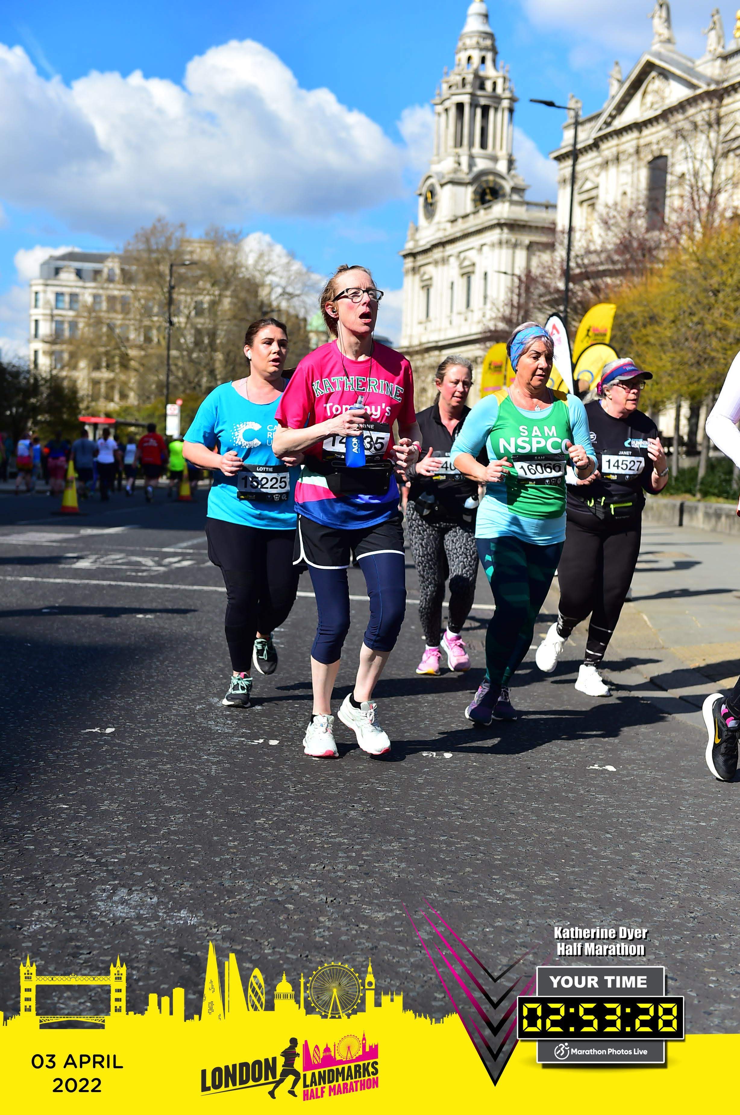 Runner Feature - Katherine Dyer RunThrough Running Club London